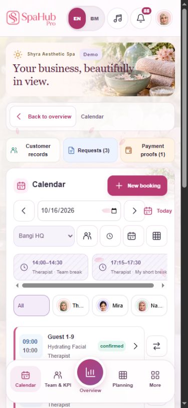 Screenshot sebenar kalendar SpaHub Pro pada telefon